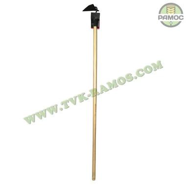 Сапка 120 мм трикутна з держаком , артикул 3082 CM.B.