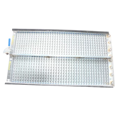 Решето нижнее 1295x724 к технике Джон Дир, артикул AH130160.P.